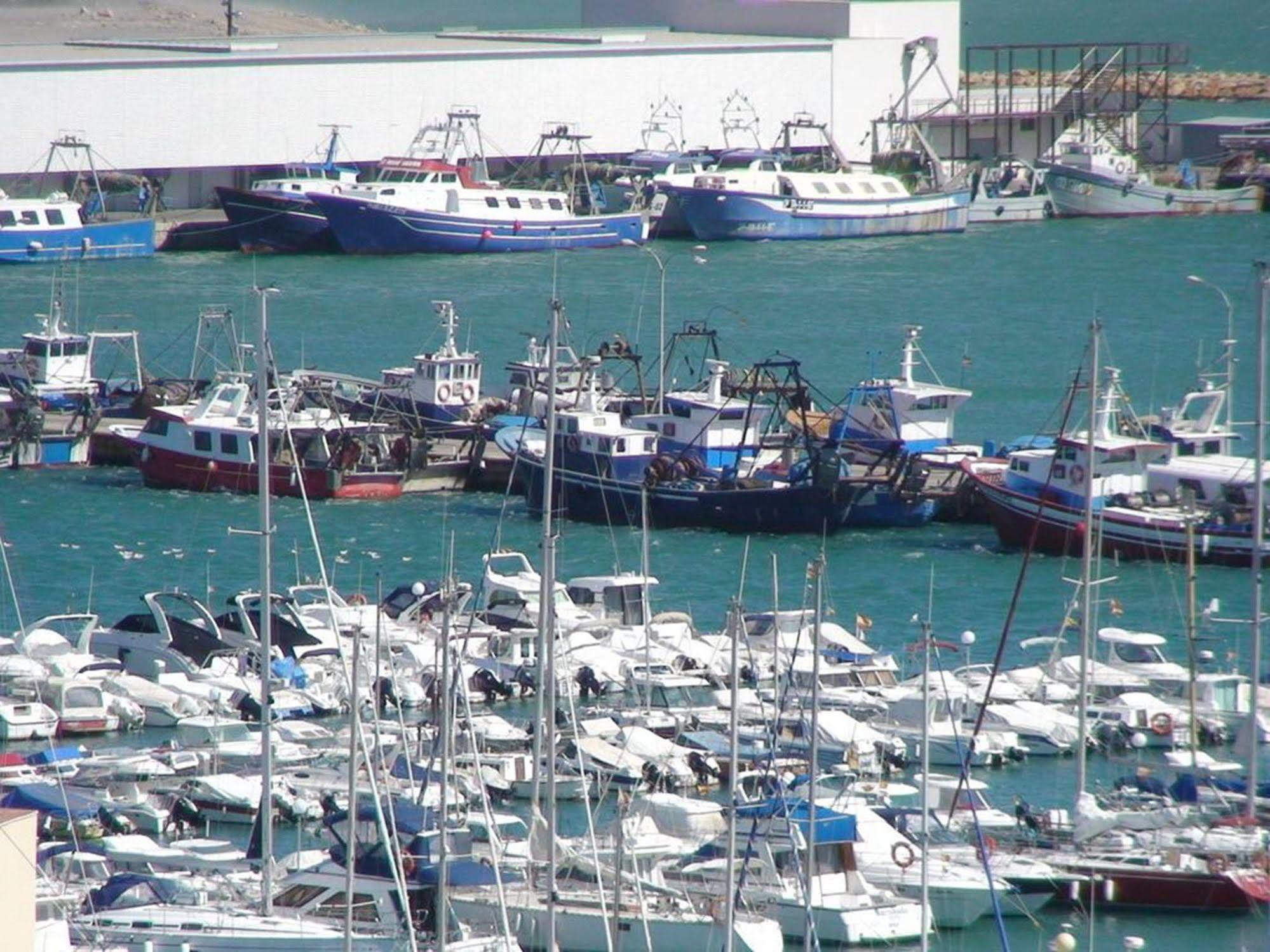 Hotel Del Port Sant Carlos de la Ràpita Dış mekan fotoğraf