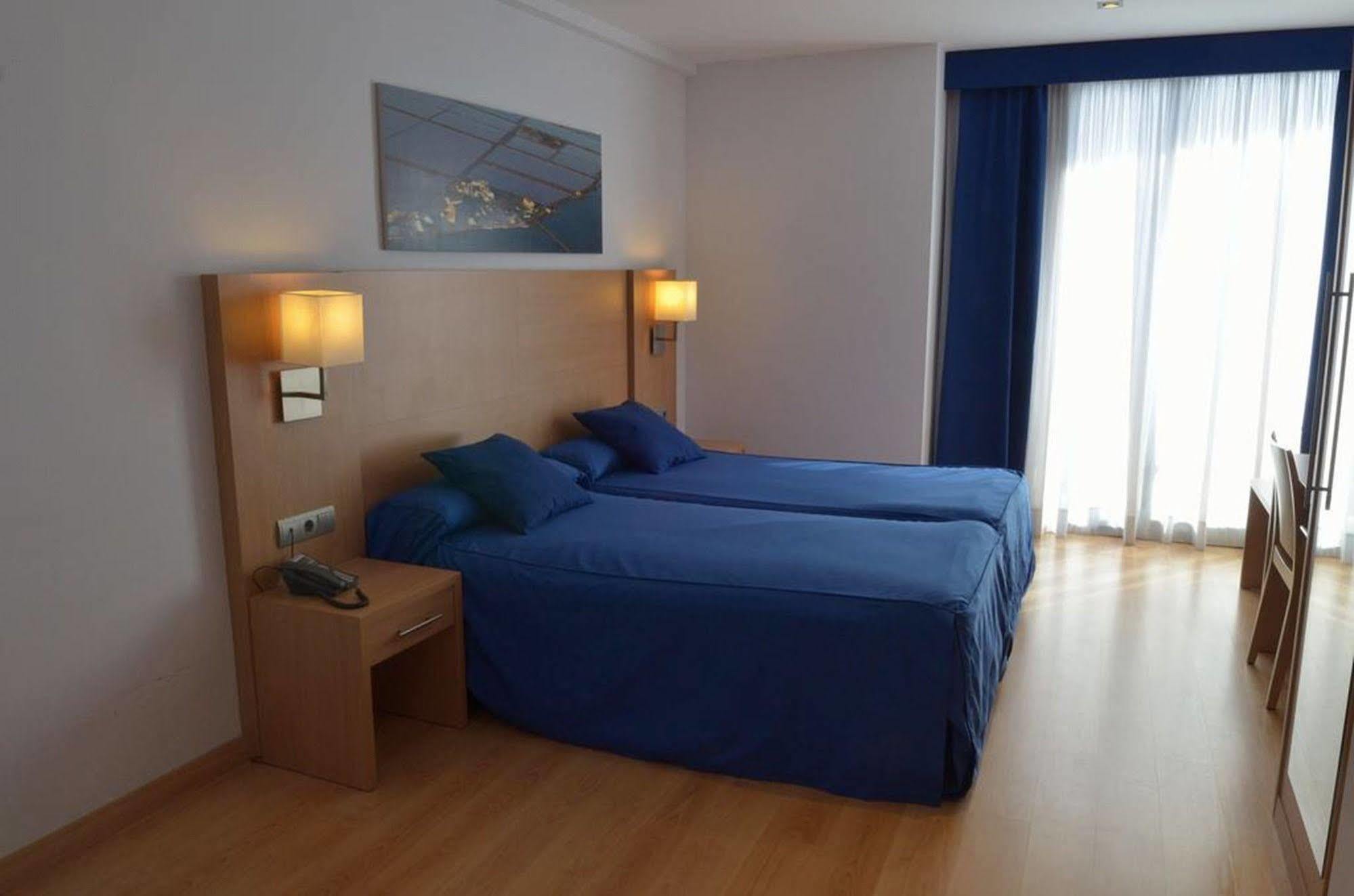 Hotel Del Port Sant Carlos de la Ràpita Dış mekan fotoğraf